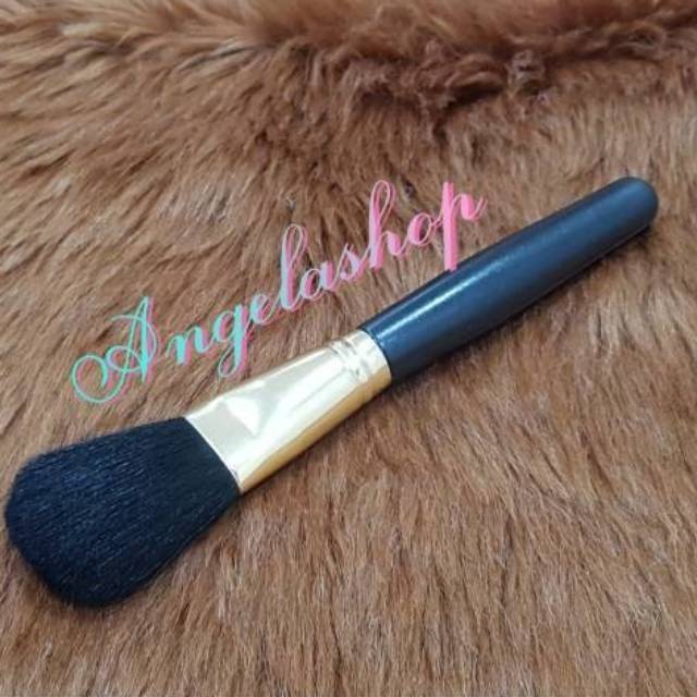 KUAS BLUSH 188 ON BESAR LEMBUT/KUAS BESAR BULU ASLI