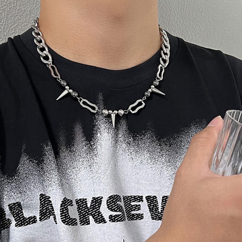 Kalung Choker Rivet Ringan Mewah Ala Punk Untuk Wanita