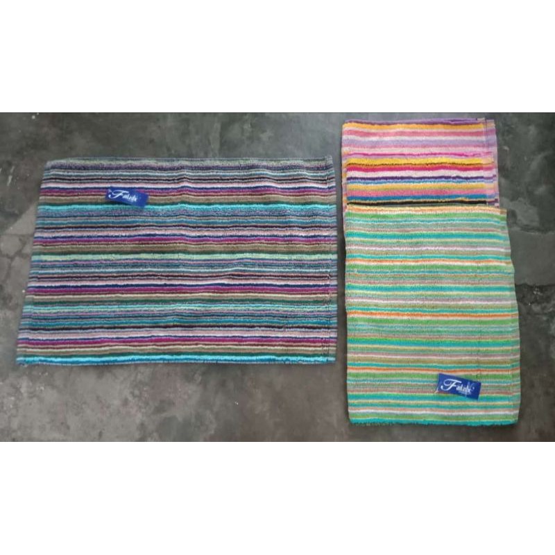 Keset kaki kamar Mandi fantasy