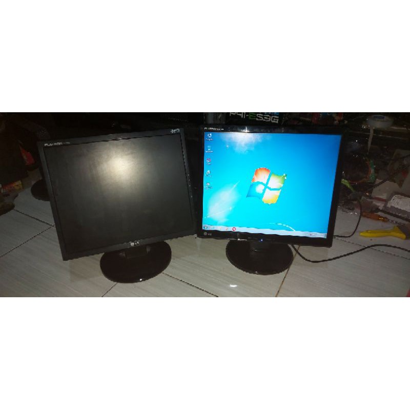 Lcd monitor  17inch kotak Campur