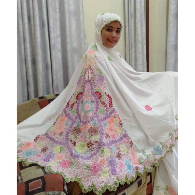 Mukena Bordir Bahan Katun Khas Bukittinggi