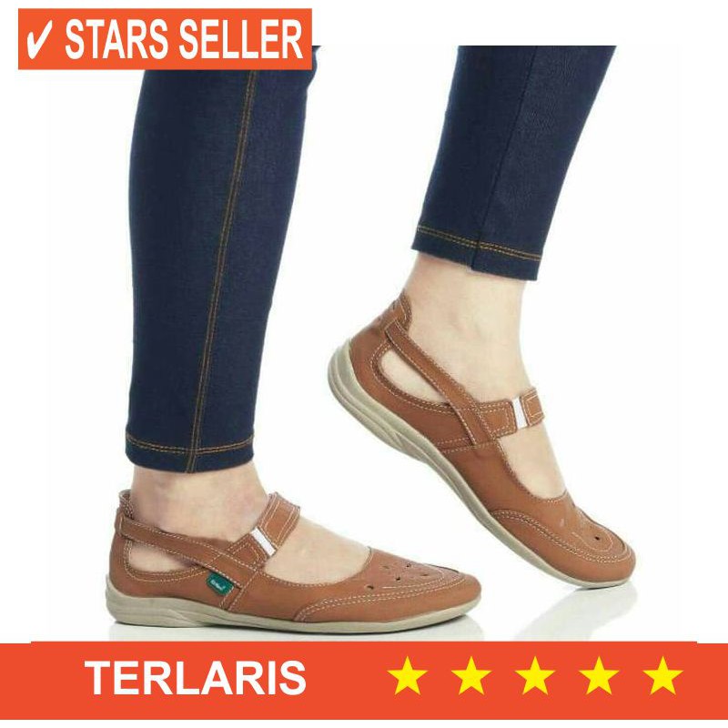 BUAT WANITA SEKOLAH WISUDA KULIAH MAHASISWI PUTIH POLOS PP/ sepatu wanita cewek KICKERS ORI FRANCE