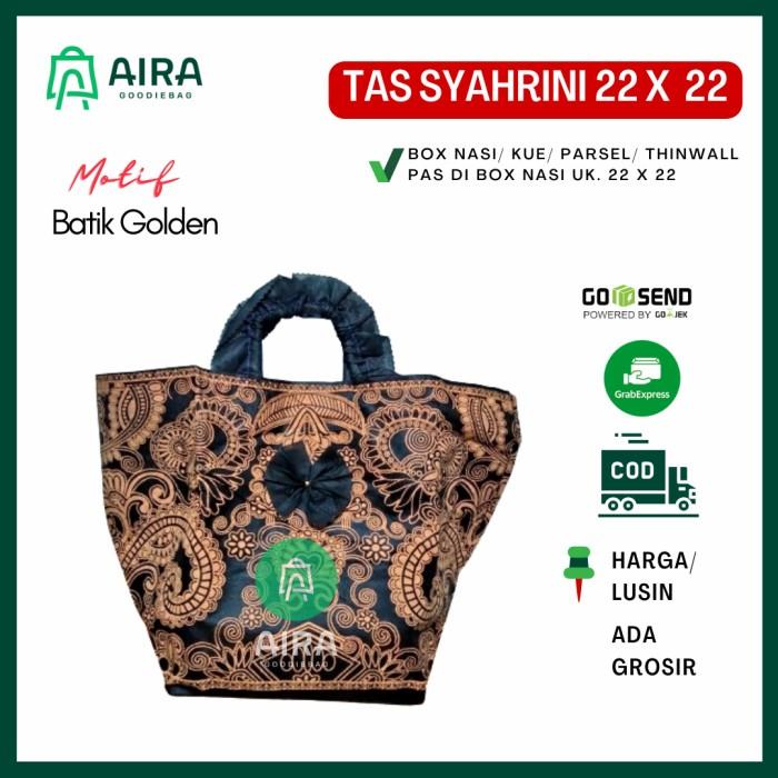 

Goodiebag Motif Batik Golden Tas Hajatan Model Syahrini 22 X 22 Syukuran
