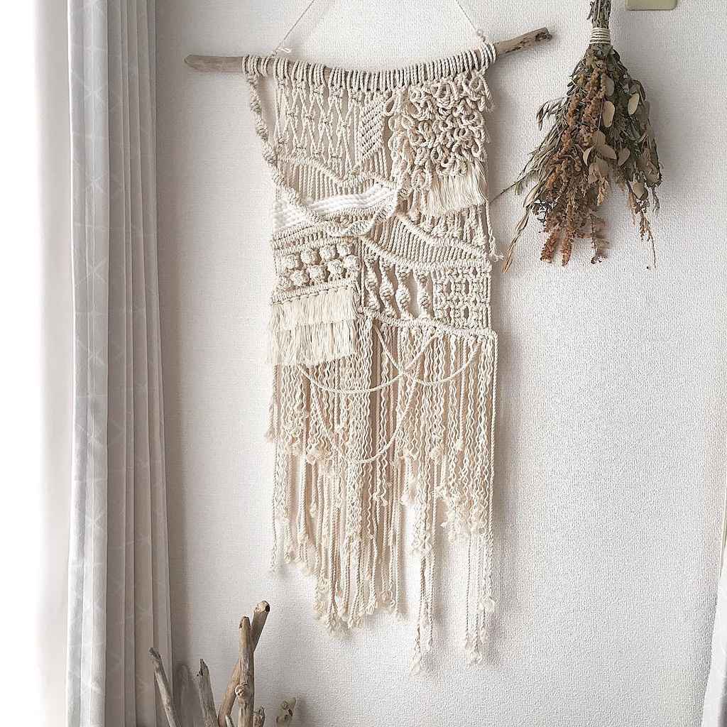 Macrame wall hanging /makrame hiasan dinding 80x40cm