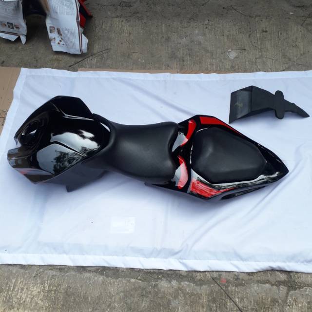 Cover Tank Kondom Tangki Body Belakang Model CBR250RR PNP Honda CBR150R Lokal K45 2014-2015