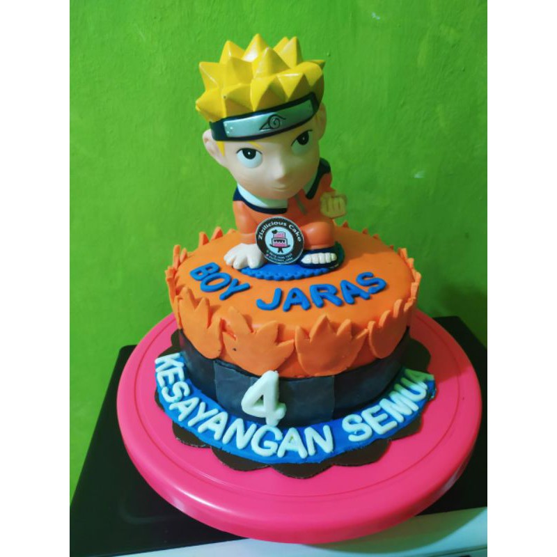 

Kue Ulang Tahun Full Fondant / Birthday Cake Full Fondant