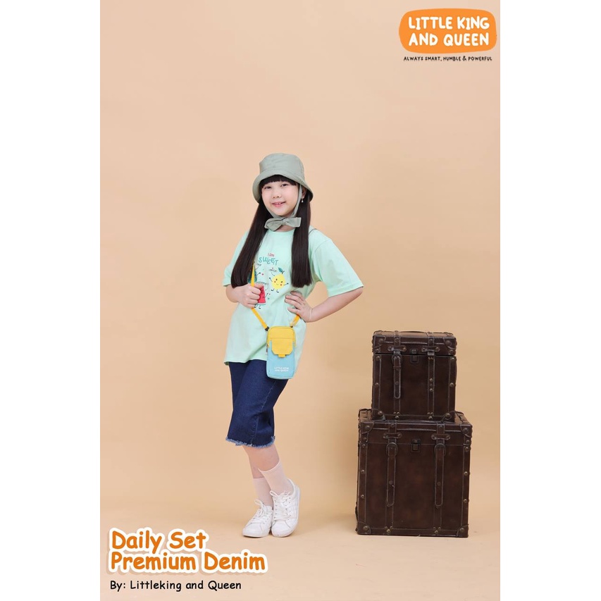 Daily Set Oversize Denim by Little King&amp;Queen