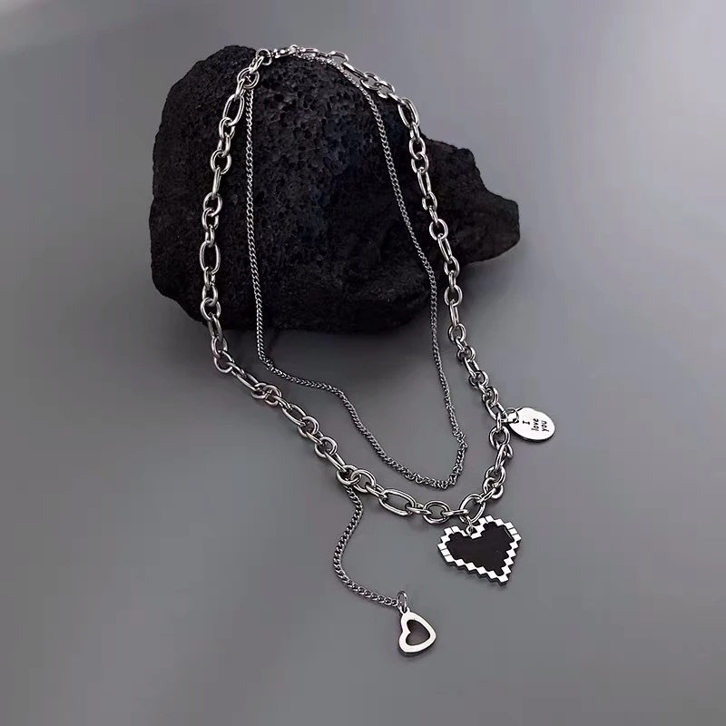 Kalung Choker Klavikula Liontin Hati Mosaik Hitam Lapisan Ganda Bahan Logam Gaya Elegan Untuk Wanita