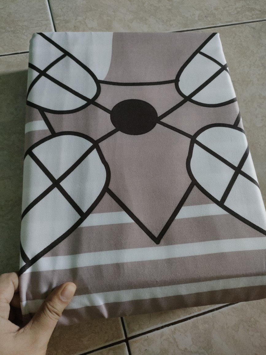 Kintakun Isthana - Sprei Kintakun Dluxe 160x200 - Caroline / Danielle / Spongebob Puzzle