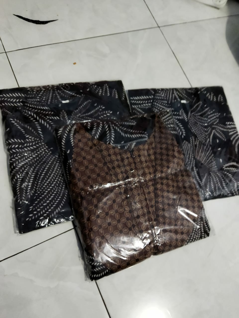 Batik Coupel Keluarga, Batik Coupel Jazzy, Batik Motif Pari