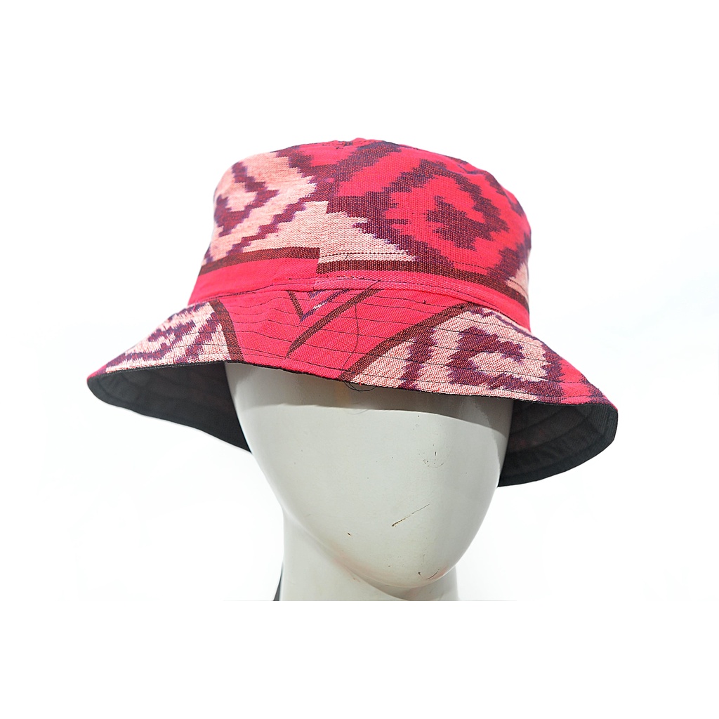 topi tenun (etnik nusantara)