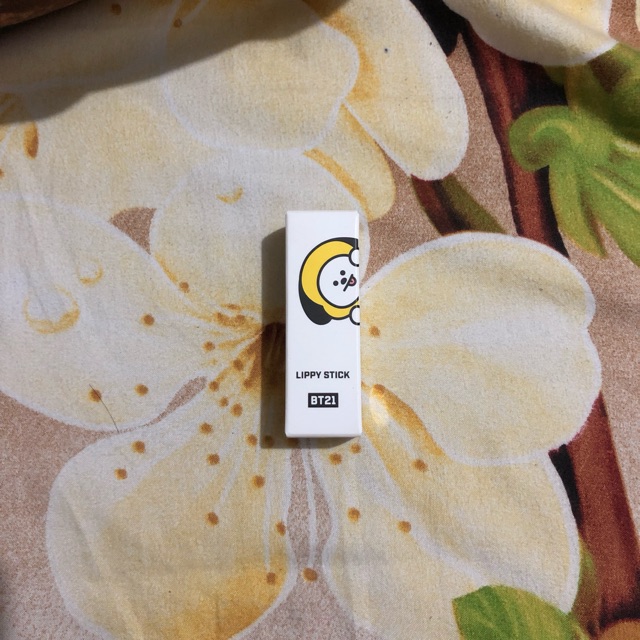 Lipstick VT x BT21 chimmy