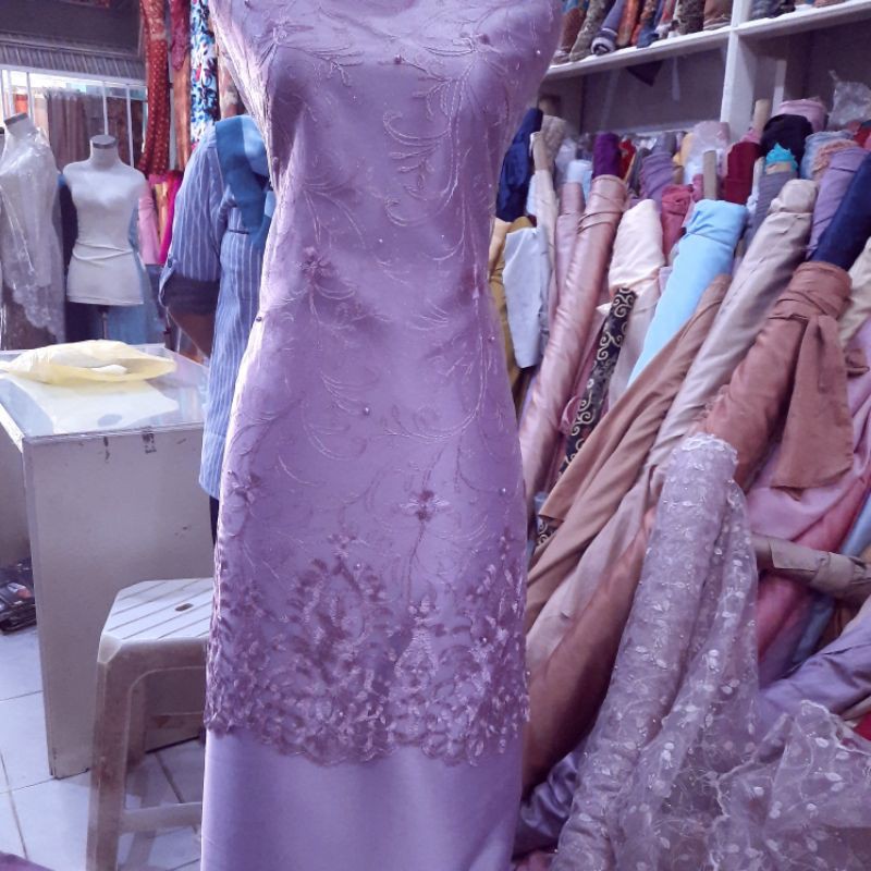 TILE AKAR MUTIARA WARNA LILAC DAN MAUVE