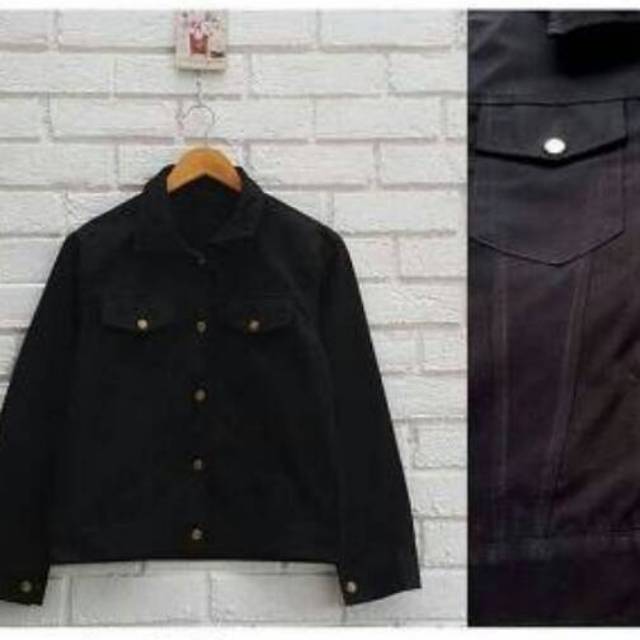 JAKET HITAM PEKAT