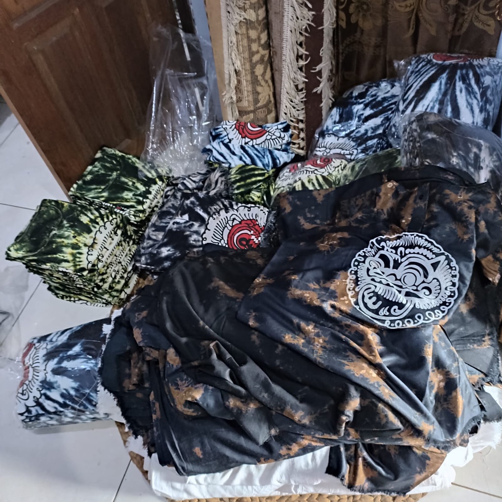 KAOS BALI BAJU SANTAI  BAJU BALI BAHAN RAYON ADEM dan NYAMAN DIPAKAI . kaos bali. kaos murah.kaos barong