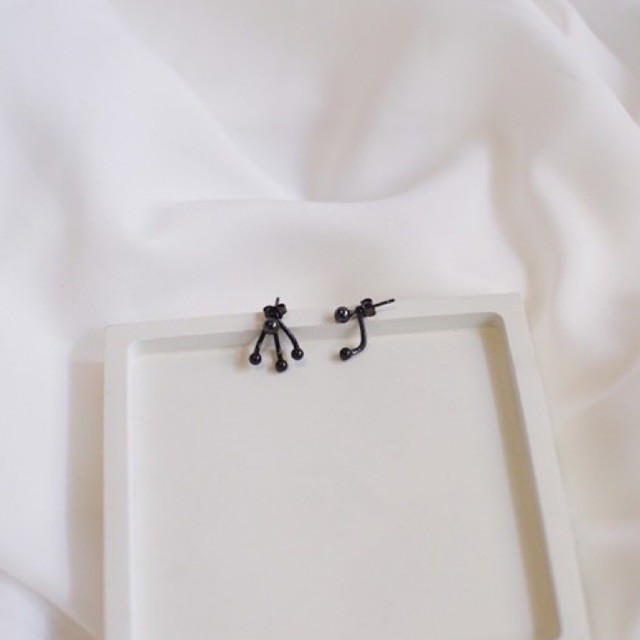 Ark.co - Pollux Hexagon Black Silver unisex earrings anting tusuk simple minimalis