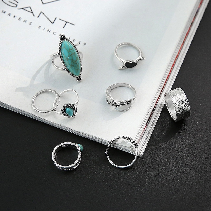 8pcs / Set Cincin Panjang Desain Totem Hati Warna Hitam Turquoise Gaya Retro Untuk Wanita