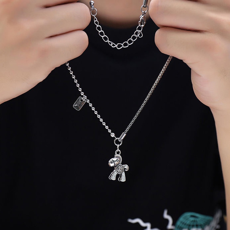 Korea ins kalung wanita hip hop keren hipster hewan kuda kalung selebriti Internet minimalis pribadi