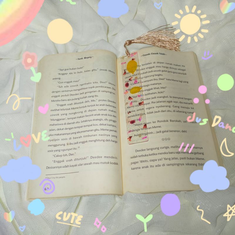 

Bookmark Resin Dry Flower Aesthetic