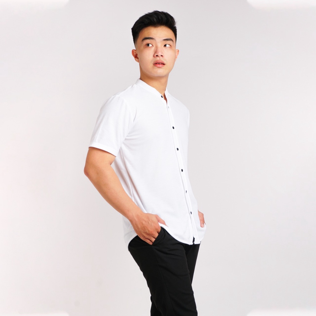 Kemeja Polos Pria Lengan Pendek kemeja Pique Ciangi Kerah Sanghai Slimfit Size M - XXL PUTIH