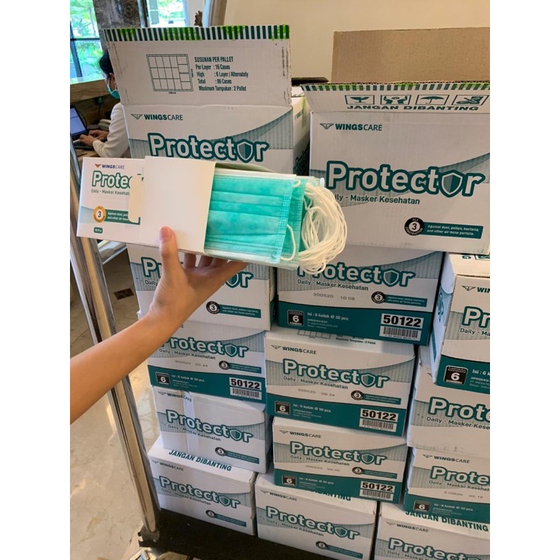 Masker Wings Care Protector Masker Medis 3 ply 50 lembar