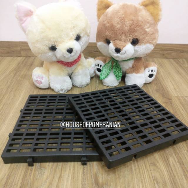 Tatakan alas kandang anjing kucing kelinci / palet footrest plastik dog cat cage