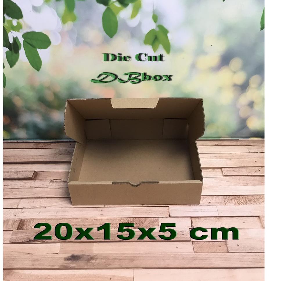 

Trendϟ ( 10 Pcs ) Kardus uk. 20 x 15 x 5 cm....Die Cut untuk Kotak Aksesoris dll model box pizza