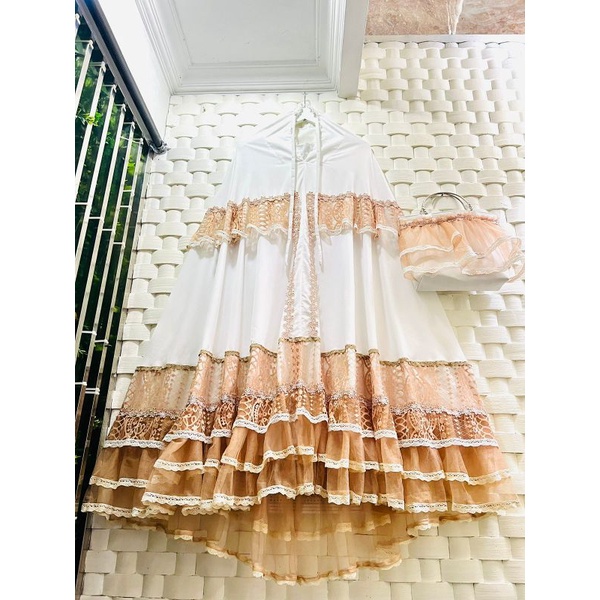 Mukena Lalisa Jumbo Supersilk Renda Brukat Tile Tas Mewah