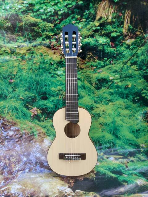 guitalele yamaha custom