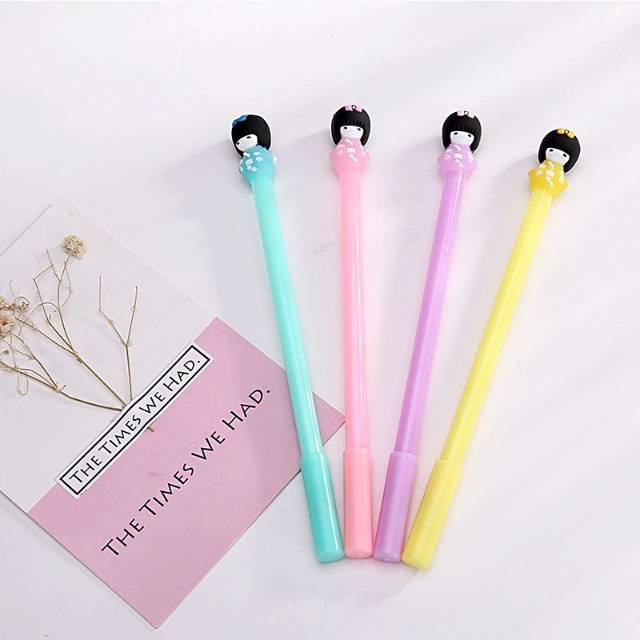 

Pulpen cewek jepang kimono