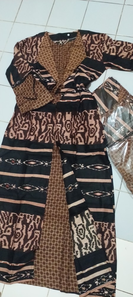 Batik Couple Keluarga Sania Ruffle Ori Ndoro Jowi Dnt