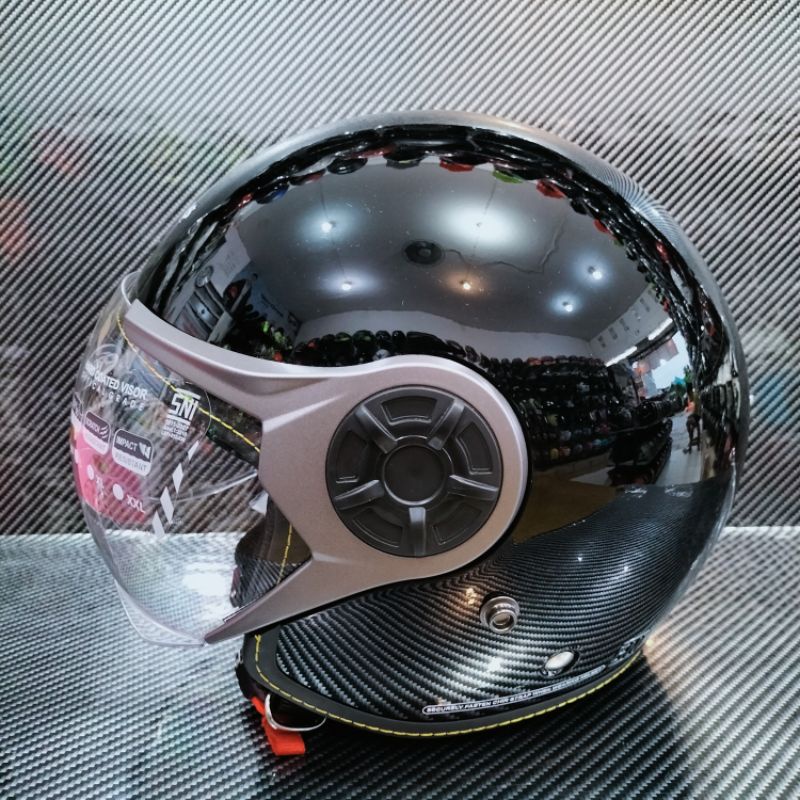 Helm Cargloss YRM Hitam glossy