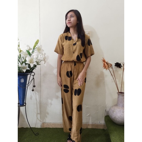 One Set Setelan Tie Dye Bali Kemeja Lengan Pendek - ONE SET Piyama Tie Dye Wanita & Pria GROSIR-GKS LatteKopi