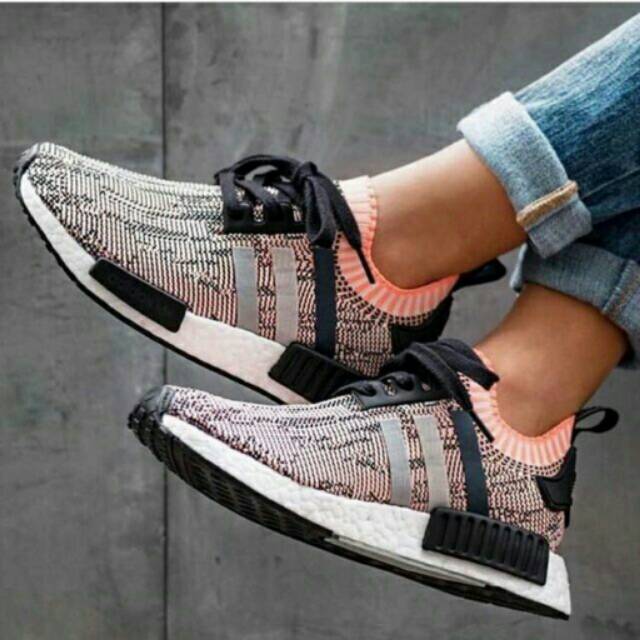 ADIDAS NMD R1 GLITCH CAMO LADY PREMIUM BNIB HIGH QUALITY BN