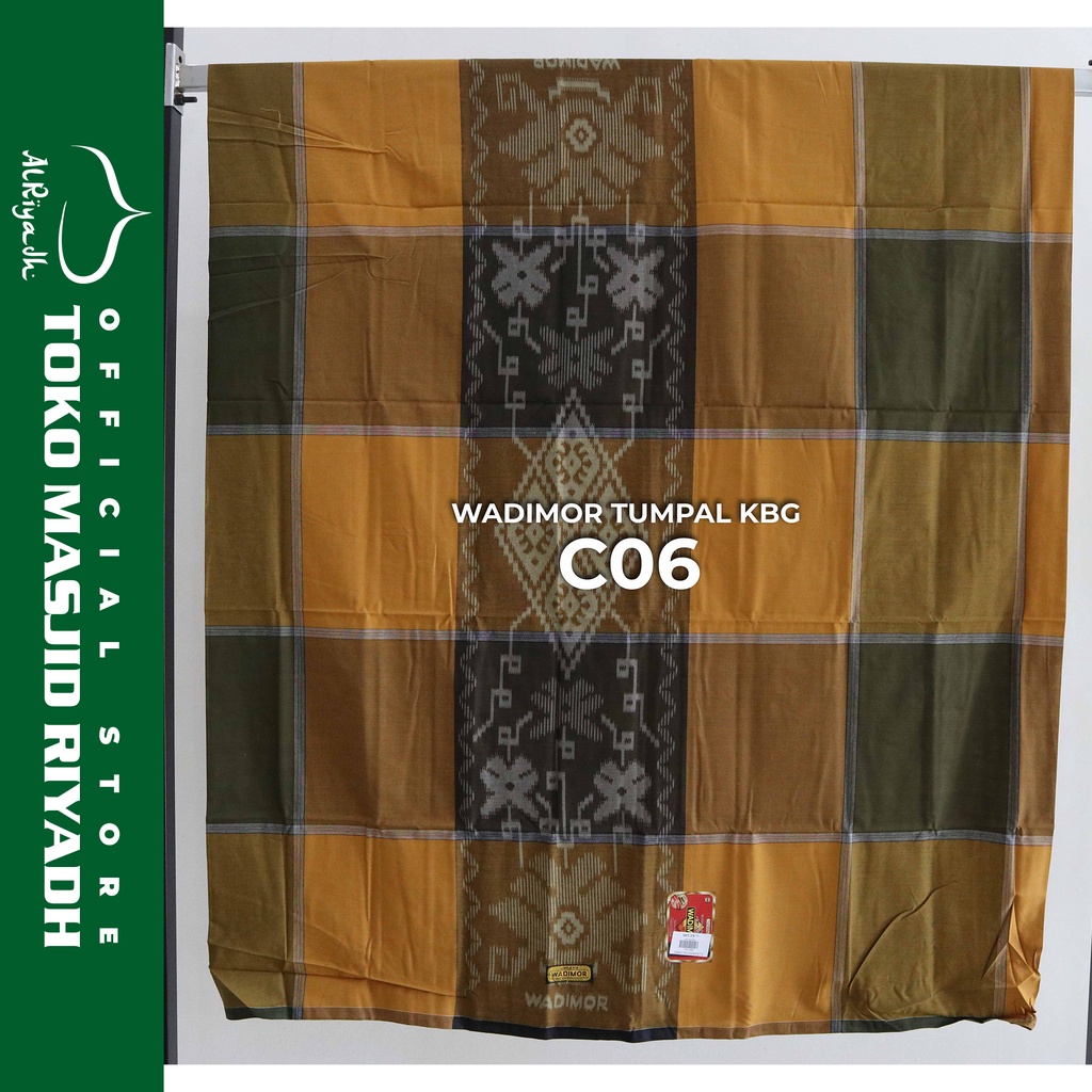 Sarung Wadimor Motif Tumpal Kembang