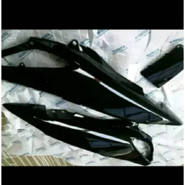 Body kanan kiri supra x125 lama