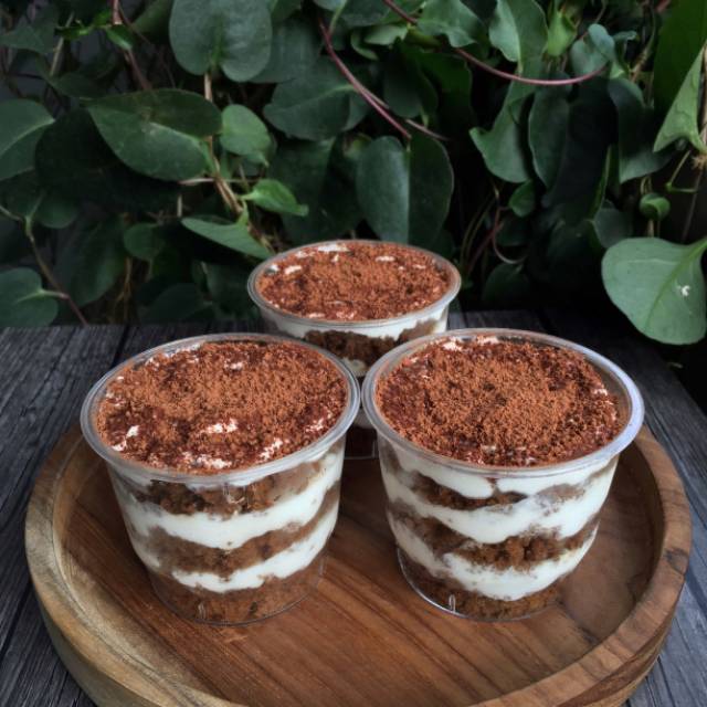 

Tiramisu Creamy Jar Cake [ isi 4 ]