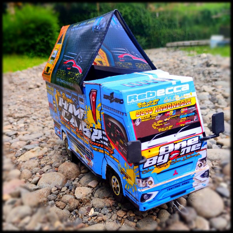 MINIATUR TRUK OLENG MINIATUR TRUK LAMPU TERPAL  MURAH TRUK OLENG RODA KAYU