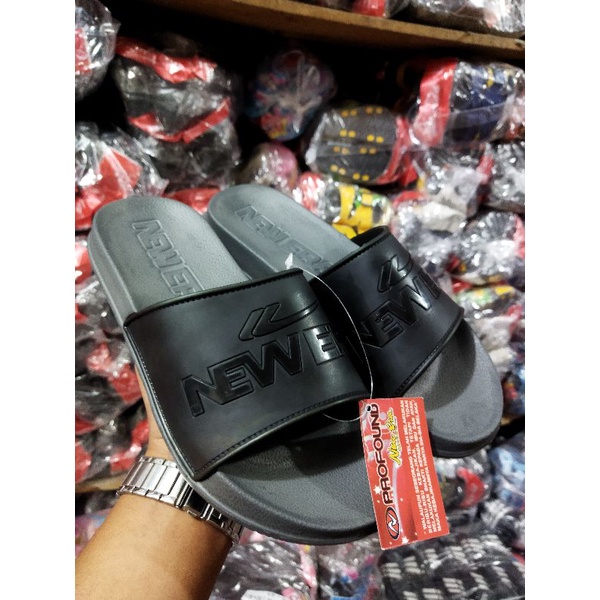 SENDAL SLOP HITAM EVA DARI NEW ERA LAKI-LAKI DEWASA  MB-E 5036 (39-43)... WARNA PRIA DEWASA BY NEW ERA || COD