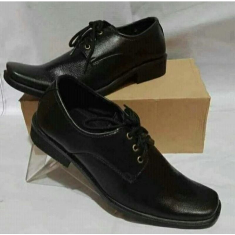 Sepatu Pantofel Pria Hitam Pria Sepatu Pantopel Fantofel Kulit  sepatu pantofel polos pria Kerja Formal