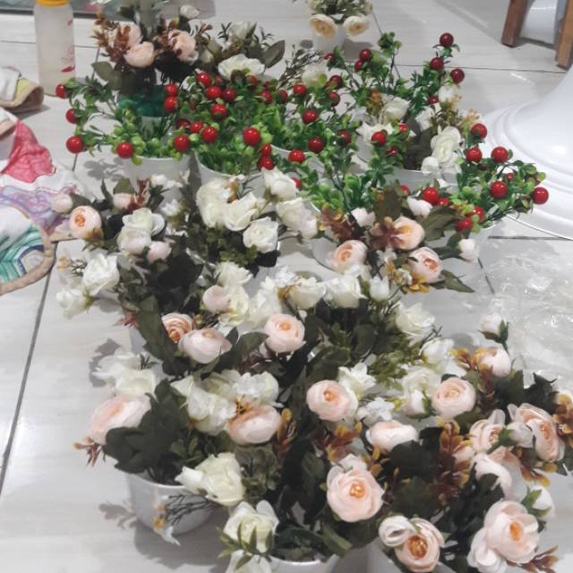 Bunga Meja/ Bunga Vas Mini/ Bunga Plastik Artificial