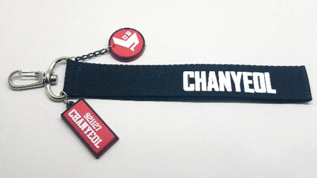 Exo gantungan kunci strap name light stick kpop member lanyard keyring