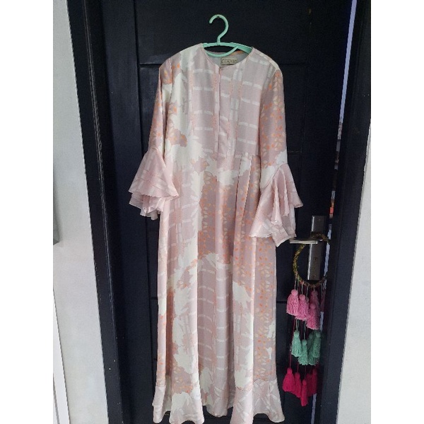 Belle Dress WearingKlamby