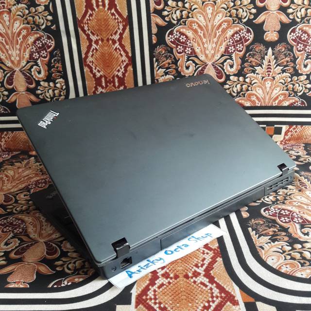 Laptop Lenovo ThinkPad Edge E520 Core i3 4GB 320GB Numpad Keyboard mulus bagus bonus apl siap pakai