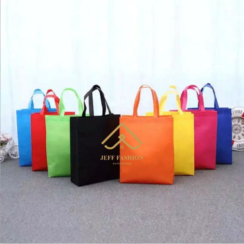 

Goodie Bag Polos Tas Souvenir/tote bag ukuran sedang 30x40cm