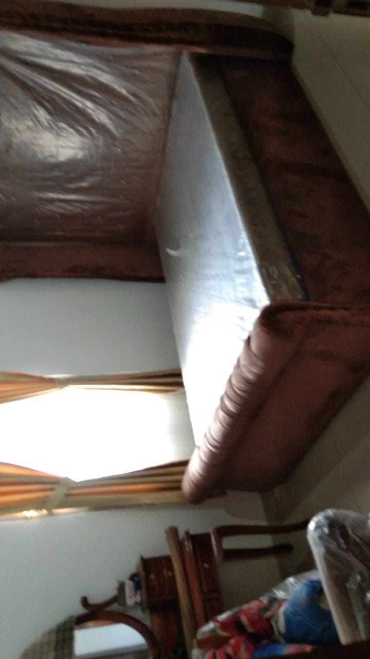 Ranjang Tidur Syahrini 160x200