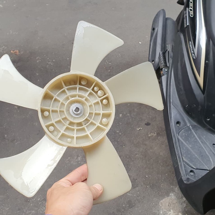 Kipas fan Radiator Baling 2 Nissan Sunny B13