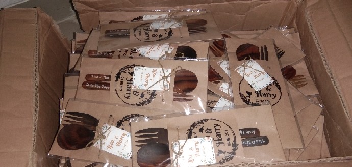 Souvenir Sendok Garpu Sumpit Kayu