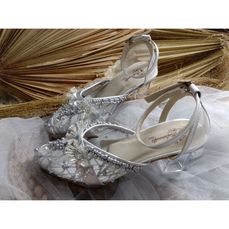 sepatu wedding Yohana silver cantik sepatu wanita cantik 7cm