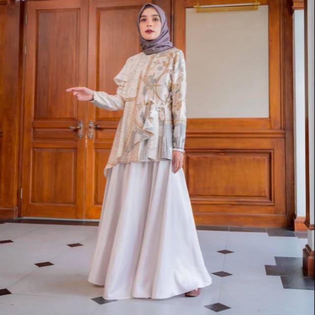 KARA BLOUSE BY WEARING KLAMBY